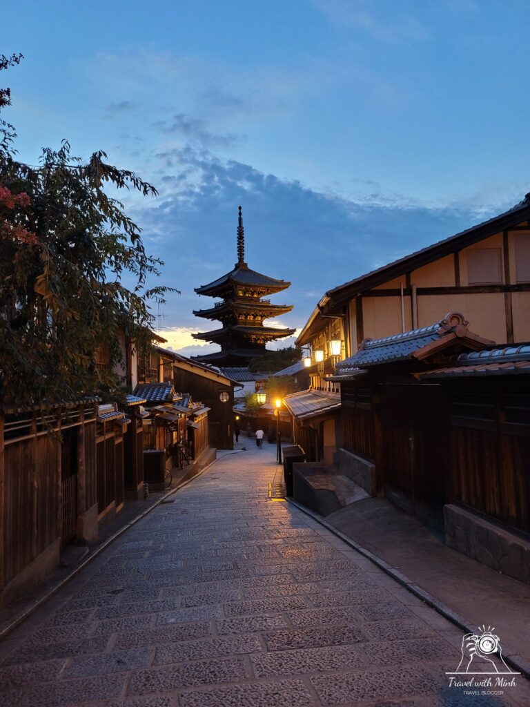 Travelwithminh-du-lich-tu-tuc-Kyoto