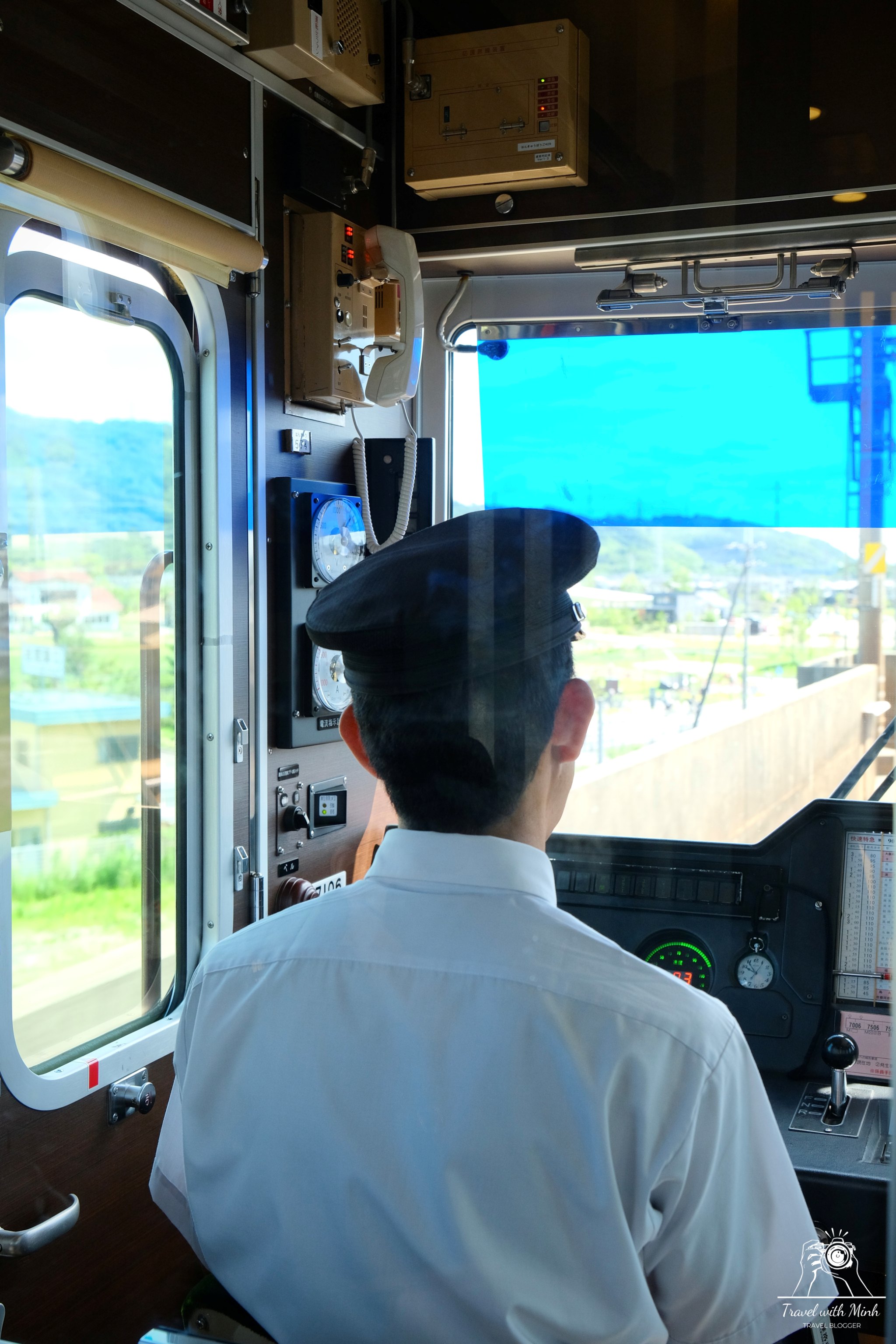 8 japan traditional train 1