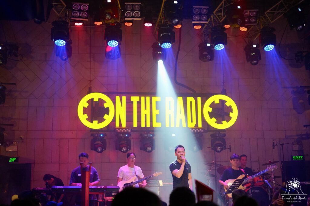 on-the-radio-da-nang