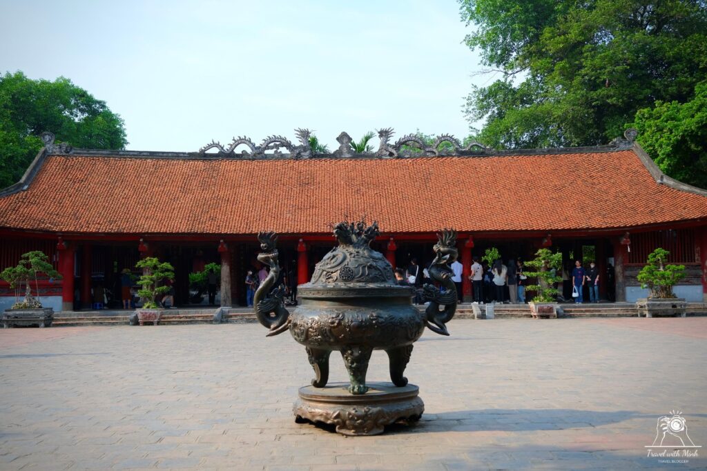 van-mieu-quoc-tu-giam