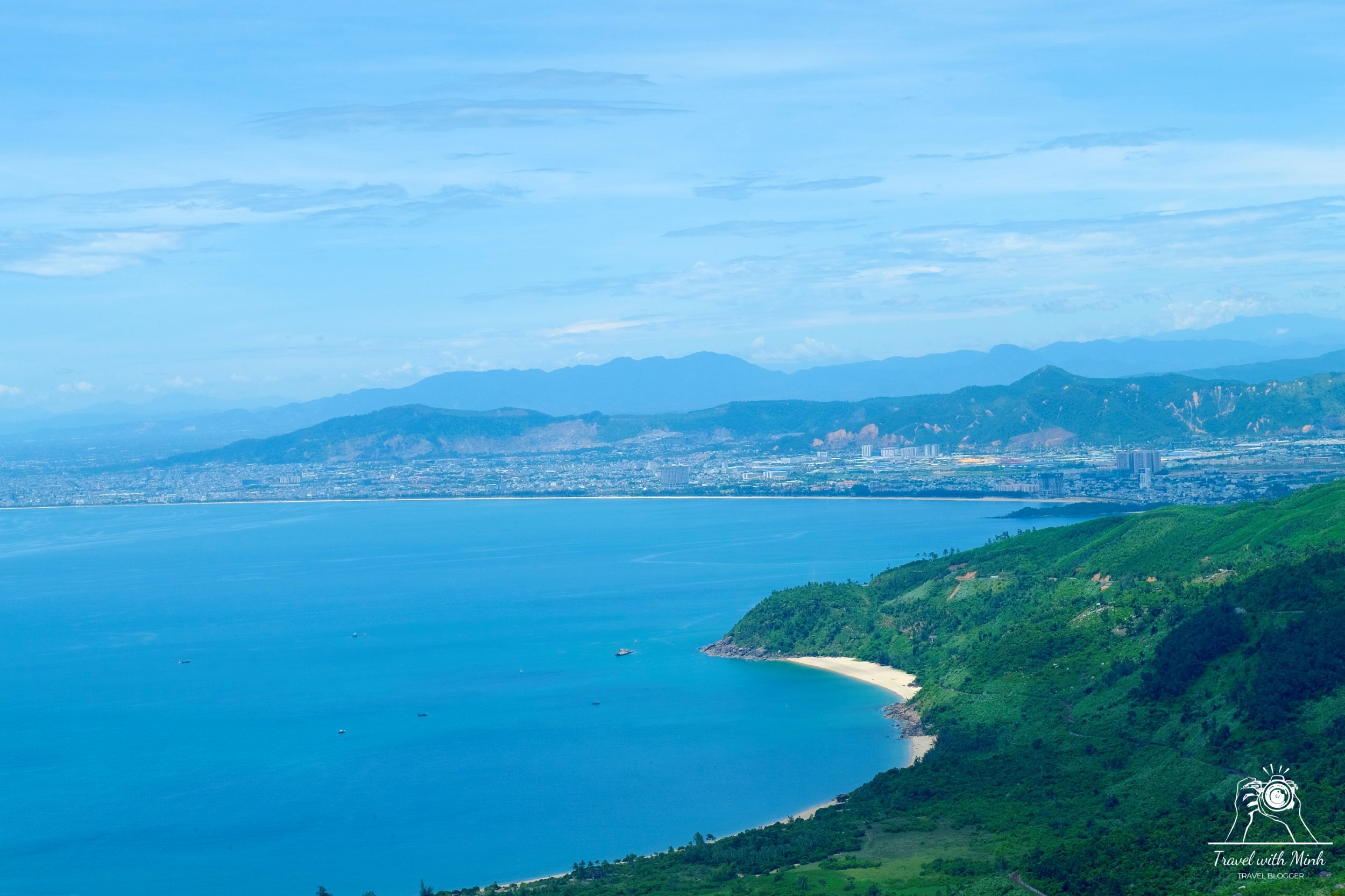 Dao hai van da nang travel with minh