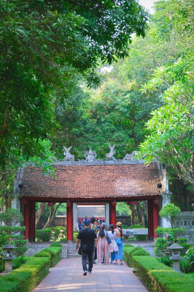 van-mieu-quoc-tu-giam