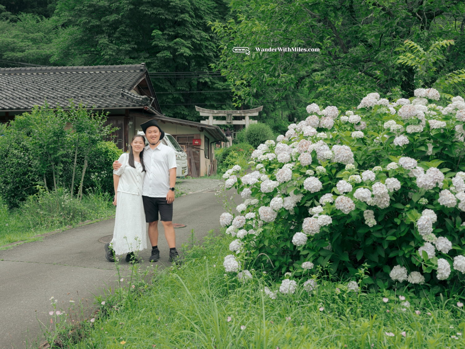 Kayabuki no satodscf7082