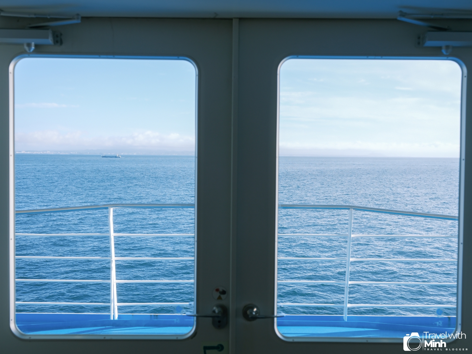 Du lich kyushu bang du thuyen hankyu ferry (37)