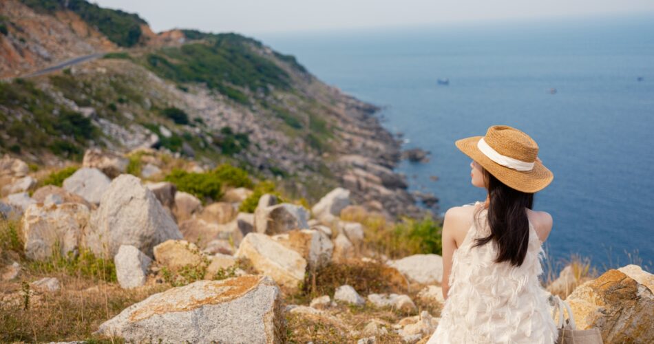 Cung Duong Bien Dep Nhat Viet Nam Phu Yen (3)