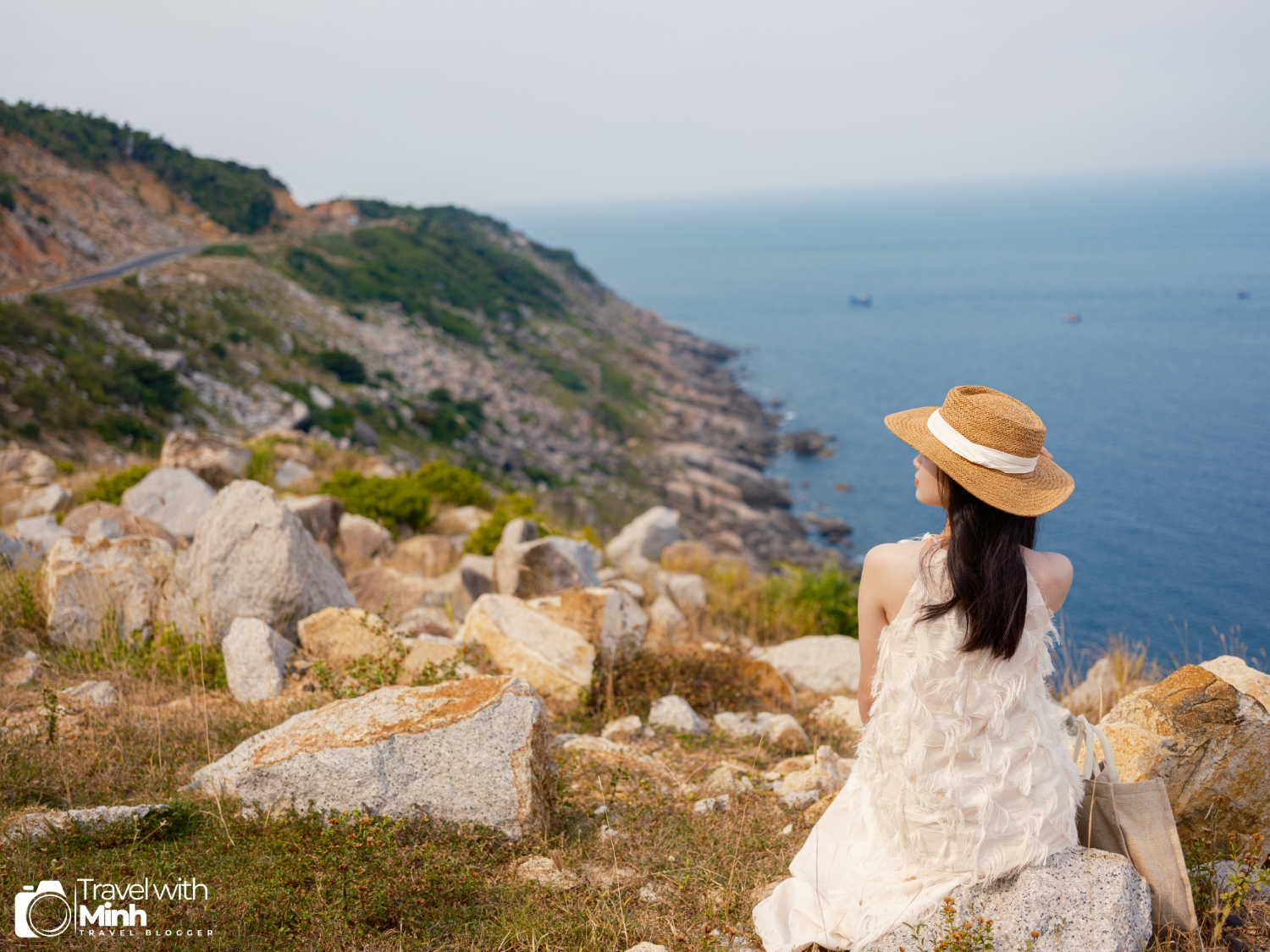 Cung Duong Bien Dep Nhat Viet Nam Phu Yen (3)