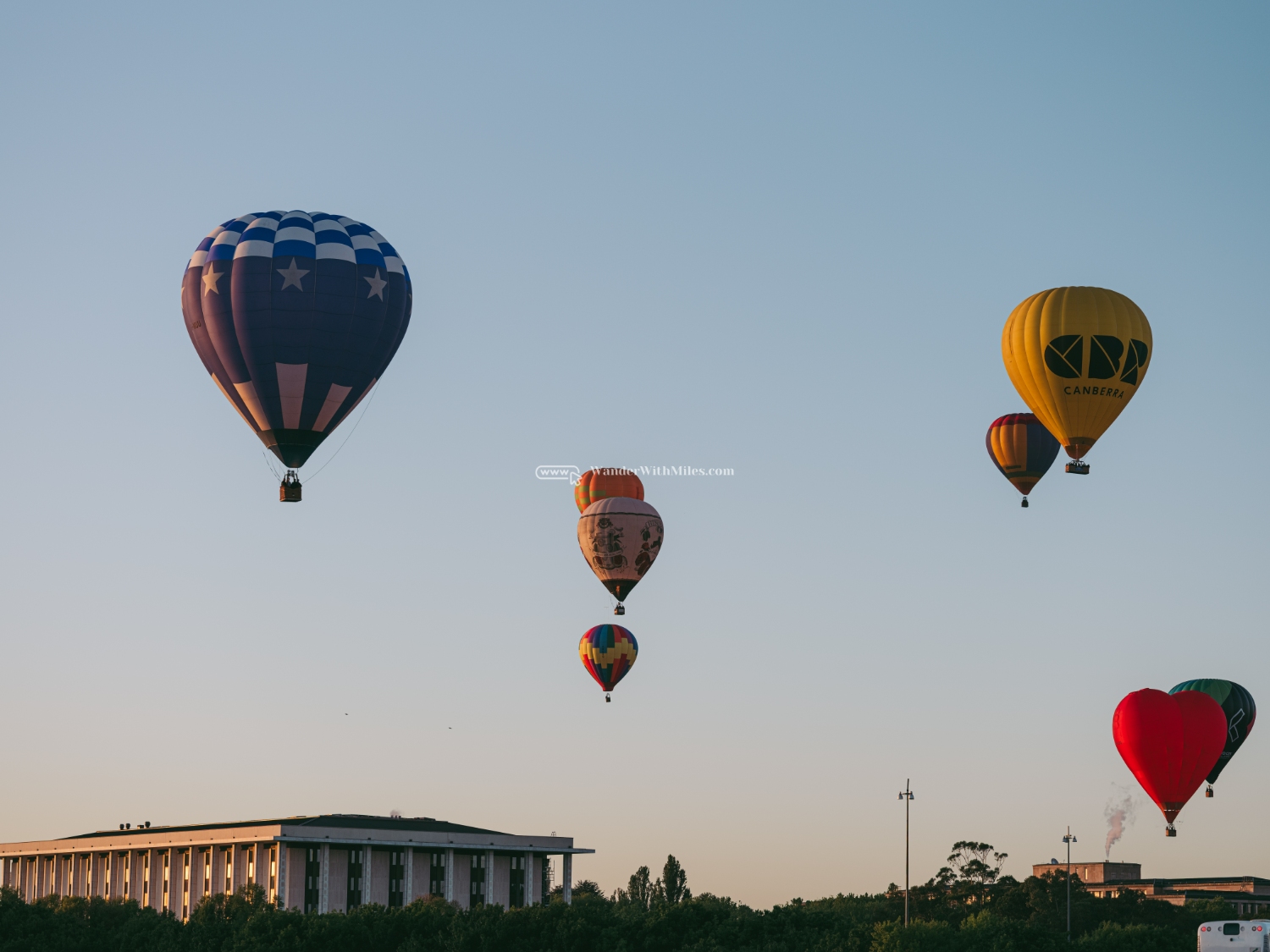 Canberra hot balloon festivaldscf0927