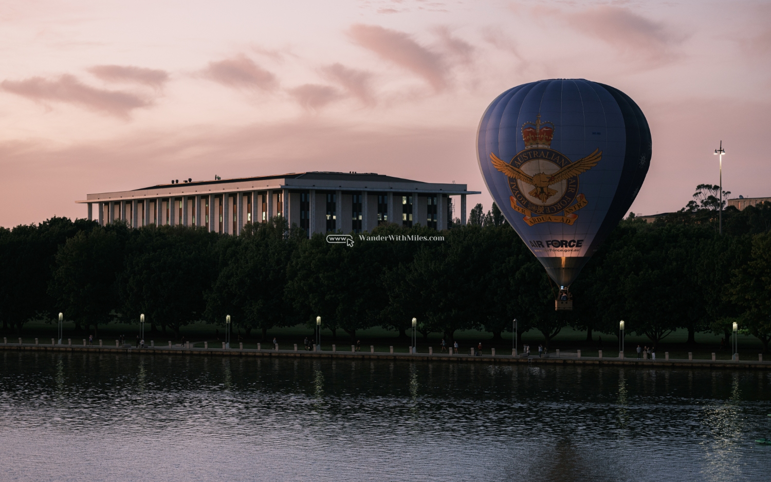 Canberra hot balloon festivaldscf1035