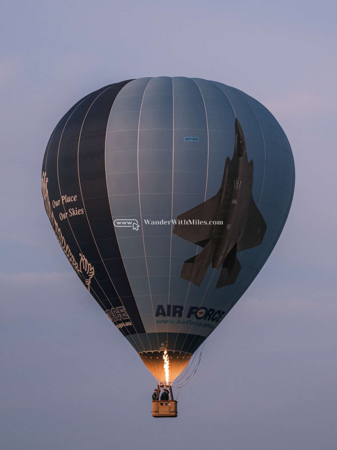 Canberra hot balloon festivaldscf1044