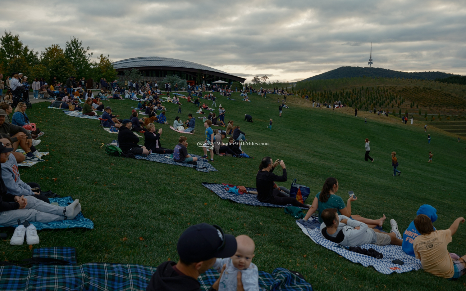 Canberra hot balloon festivaldscf1270