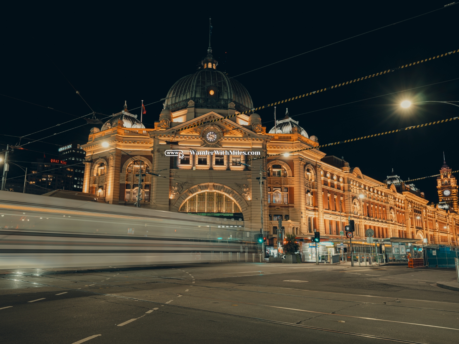 Flinder street stationdscf1906