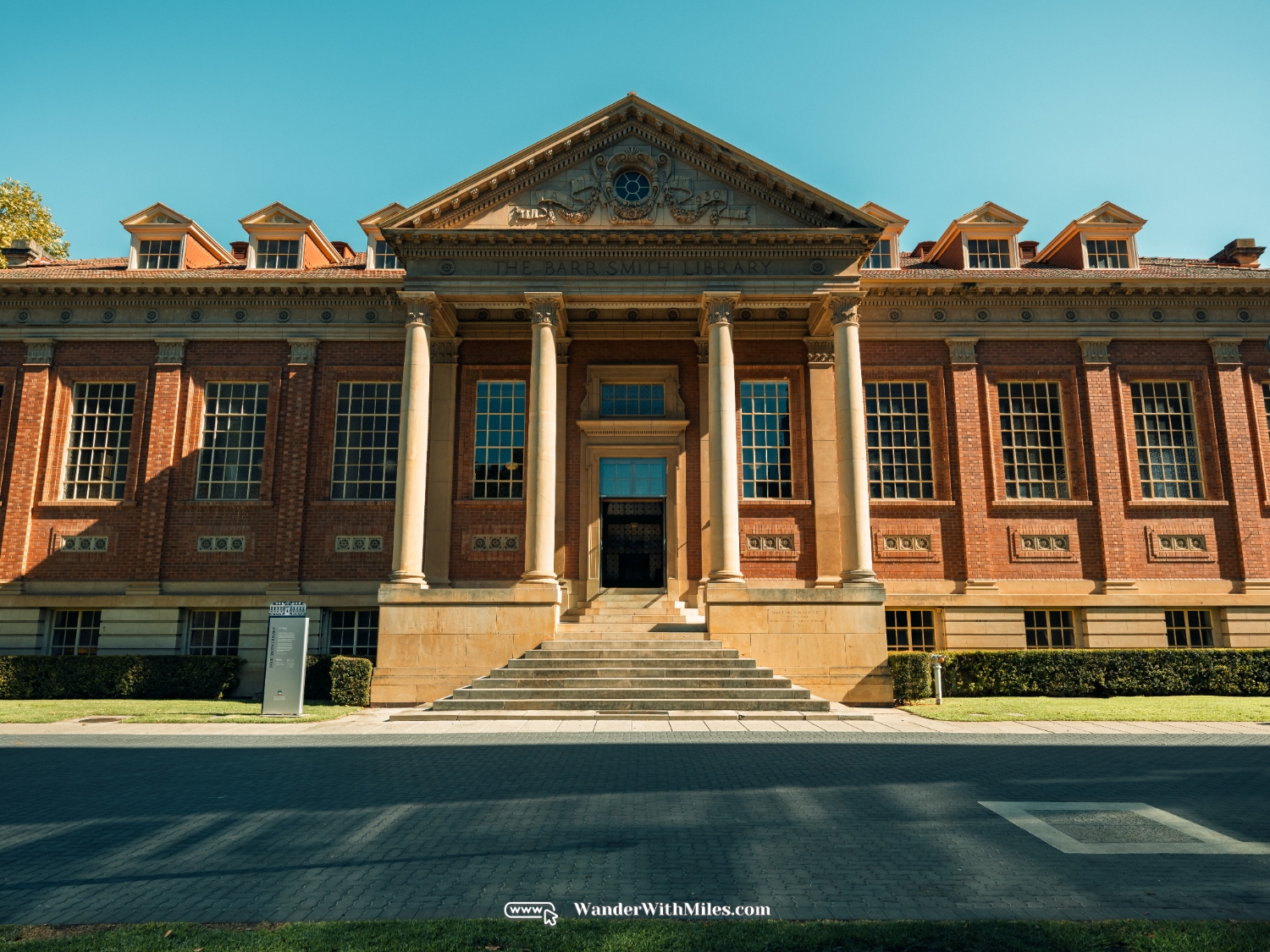 The Barr Smith Library