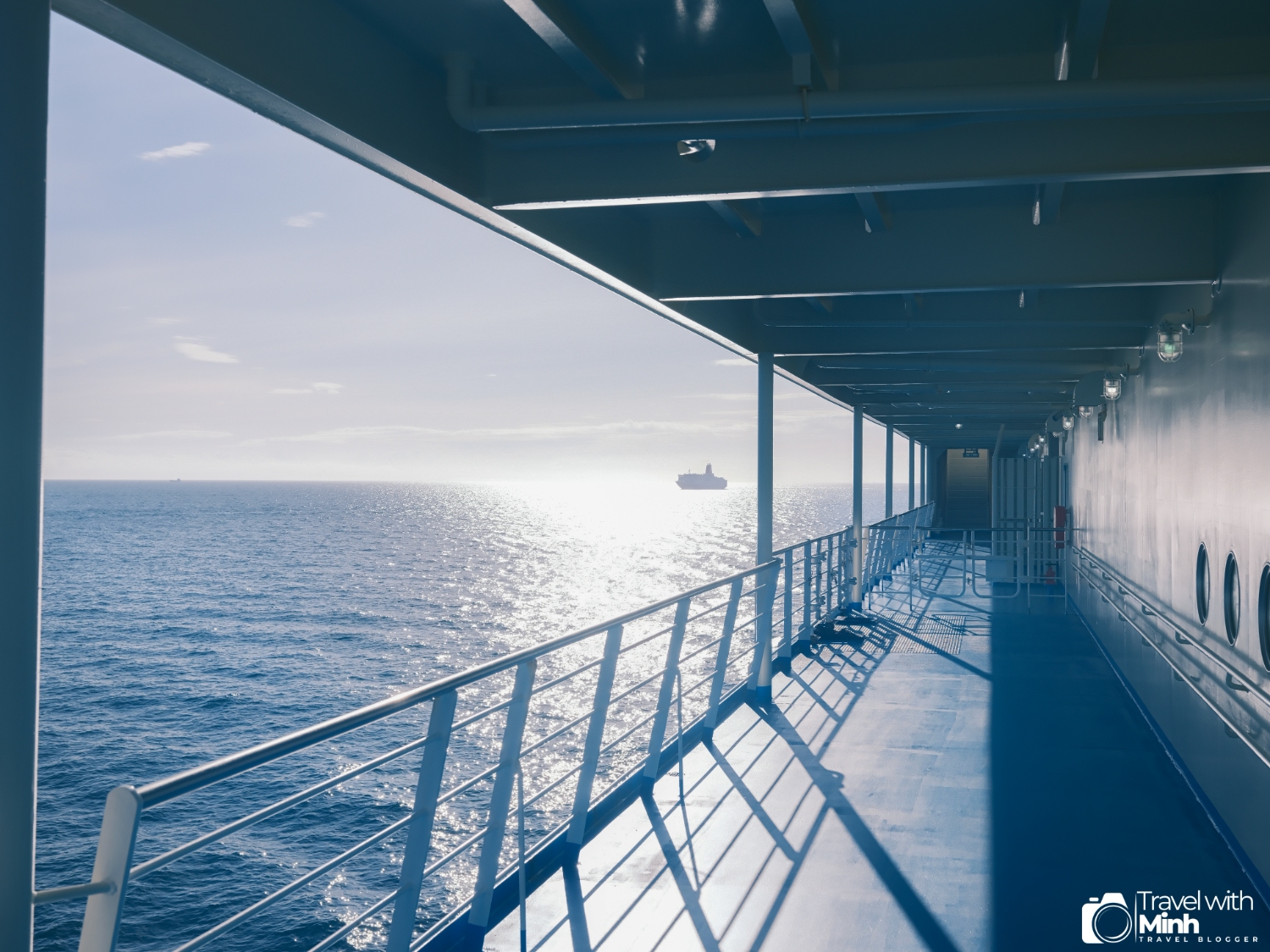 Du lich kyushu bang du thuyen hankyu ferry (35)